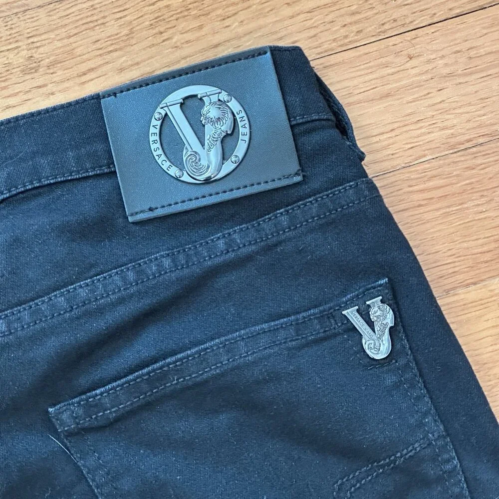 Versace Jeans Men’s Denim Slim-Fit Size 32 NWT - Picture 7 of 7